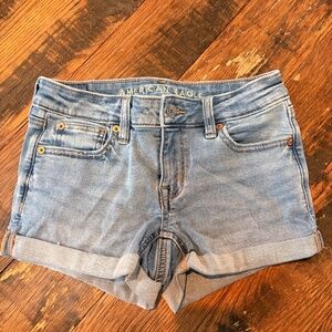 AMERICAN EAGLE NEXT LEVEL STRETCH JEAN SHORTS Size 00